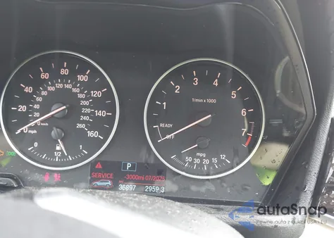 2018 BMW X1 xDrive28I из США, поврежденный, VIN WBXHT3C39J5K30998